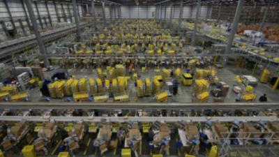 Amazon Forces Workers To Sign Sinister Non-Compete Agreements 