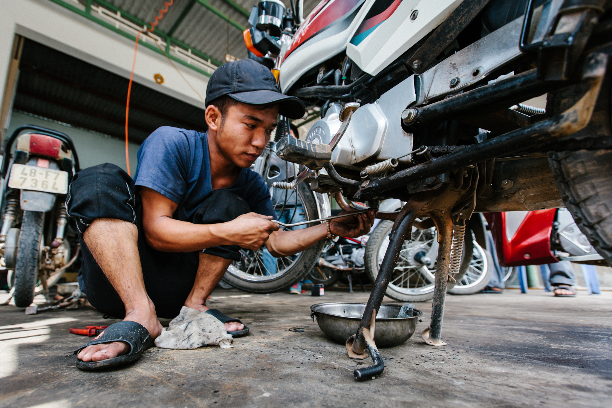 I’m Riding A $450 Motorcycle Across Vietnam
