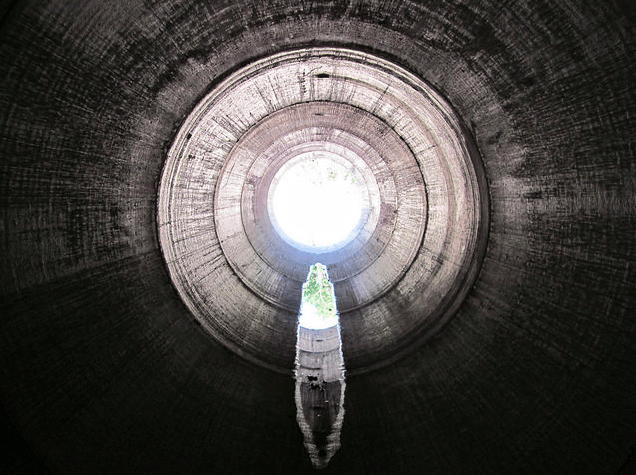 Unreal Photographs Of Tunnels Looks Like Portals Into The Underworld
