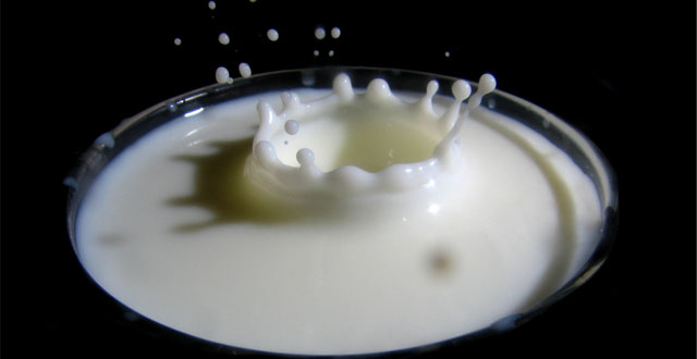 Phase Change Material Chills Milk Without Electricity