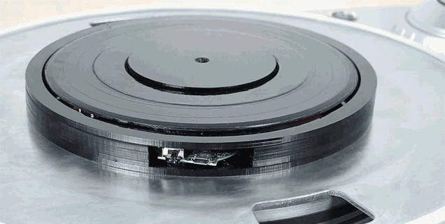 This Bluetooth Adaptor Streams Music Through Your Record Player