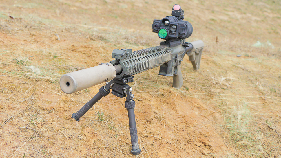 What It Feels Like To Shoot With The US Military’s Experimental Smart Scope
