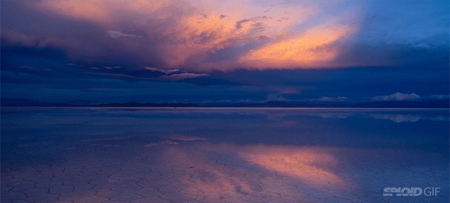 The Ground Looks Like A Mirror In This Stunning Timelapse Of Salt Flats