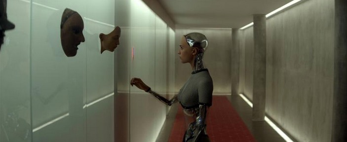 Ex Machina Director Alex Garland Talks Robots, Paranoia And Old Futures