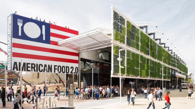 Behold The Gigantic Vertical Farm That The US Built For The World’s Fair