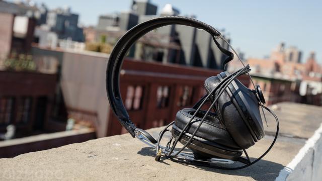 Sennheiser’s New $US500 Wireless Headphones Only Work Well With A Wire