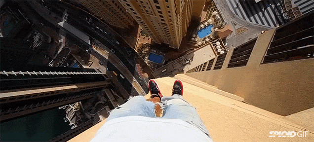 I Can’t Handle This Insane Parkour Run On Top Of A Really Tall Building
