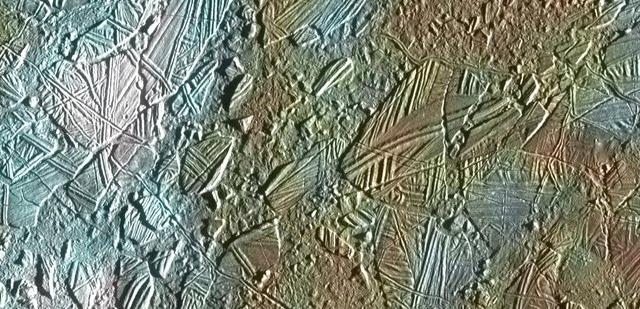 Europa’s Icy Surface Looks Like Cracked Glass