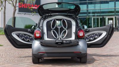 Smart And JBL Crammed A Concert Hall Into A Tiny ForTwo Hatch