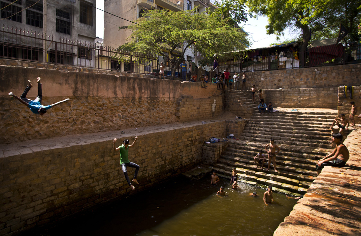 Photos Of India’s  Deadly, Street-Melting Heat Wave