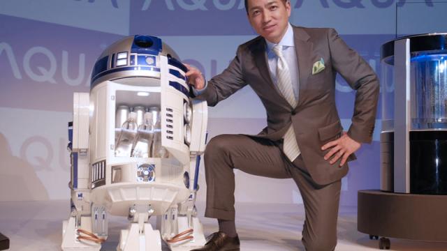 A Life-Size R2-D2 Mini Fridge That Can Actually Deliver Your Drinks