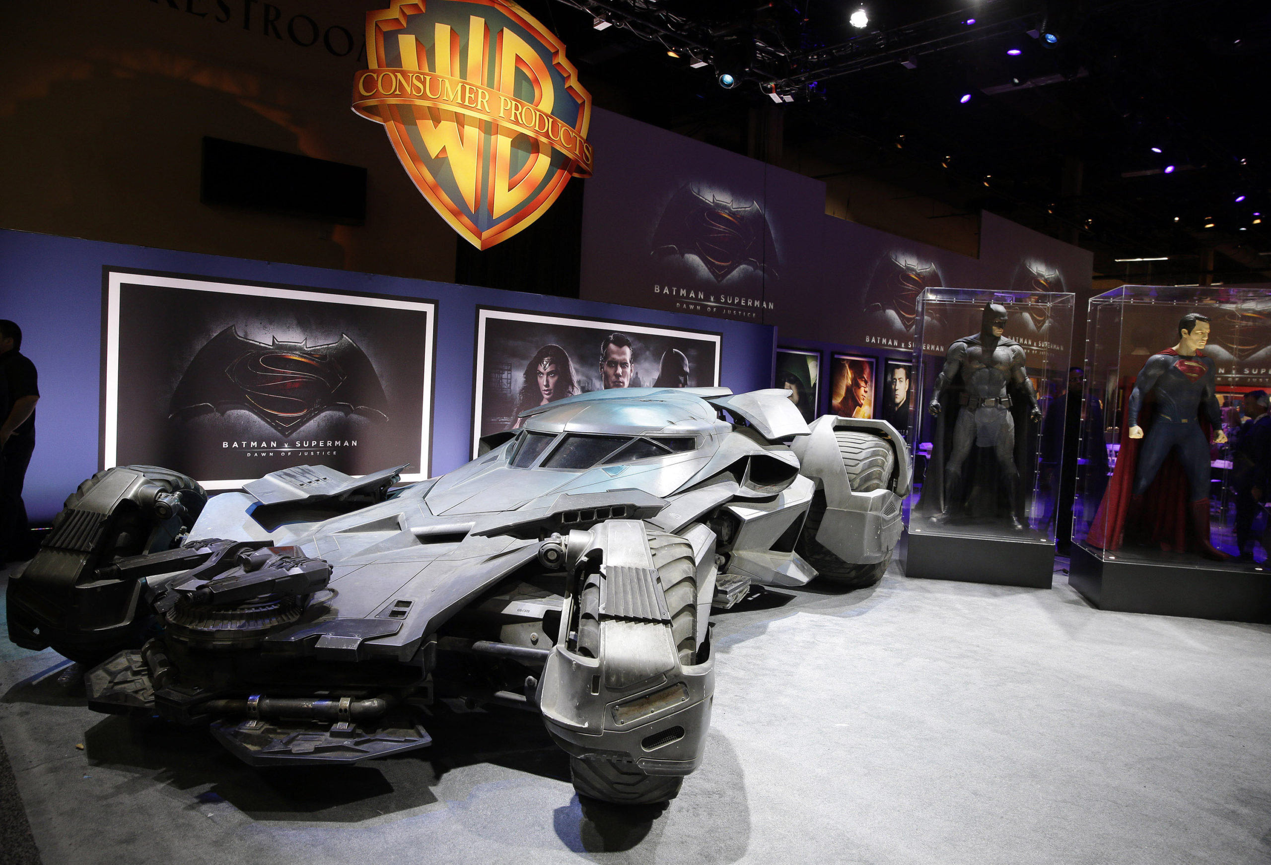 The Badass Batman V Superman Batmobile Has Officially Been Revealed