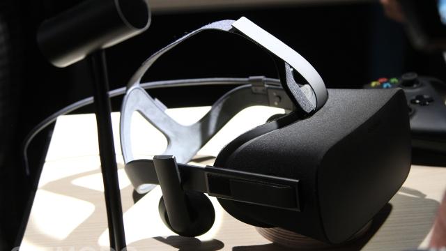 Here’s The Final Oculus Rift, Coming Q1 2016