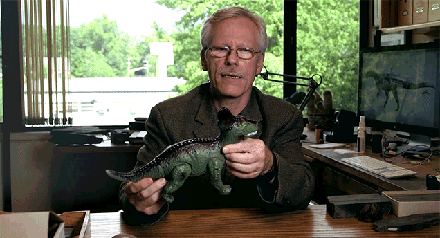A Dinosaur Expert Reviews Terribly Inaccurate Dinosaur Toys