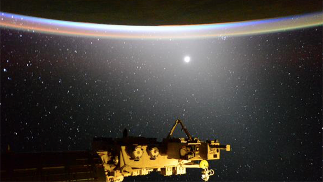 A Damn Fine Picture From Astronaut Scott Kelly