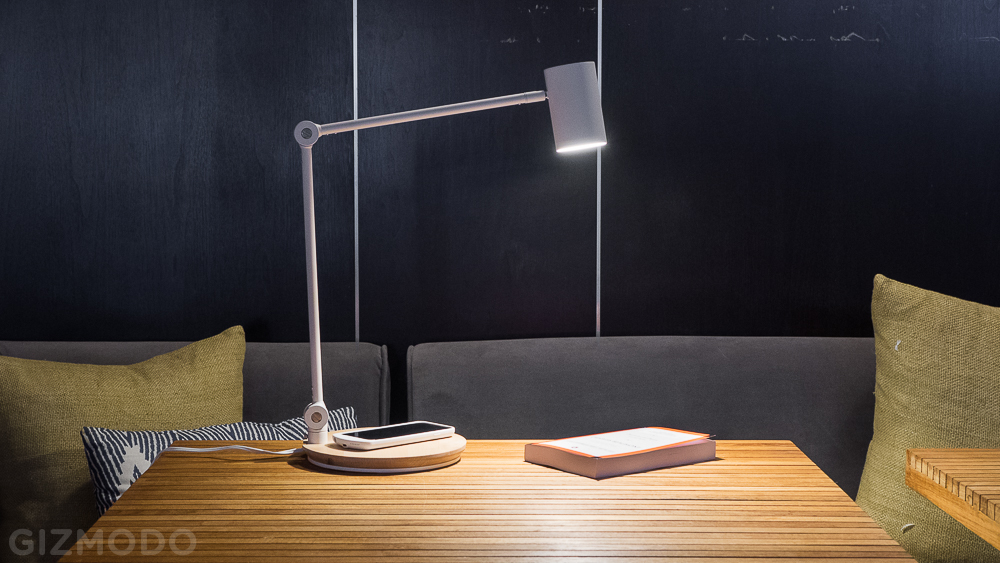 IKEA Wireless Charging Review: Almost Like Having Magic Furniture