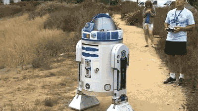 With A Drone Inside, R2-D2 Can Finally Fly Like A Bird