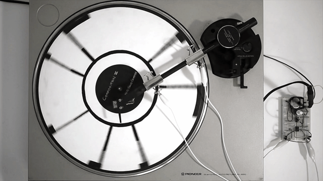 Here’s What A Record Painted With Conductive Ink Sounds Like 