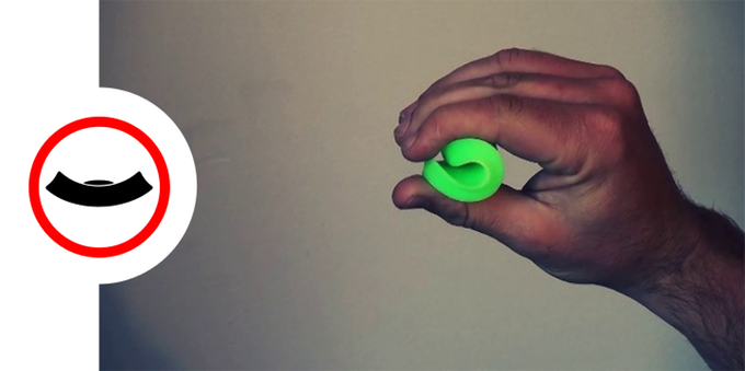 A Pocket-Sized Frisbee Ball You Can Play Catch With