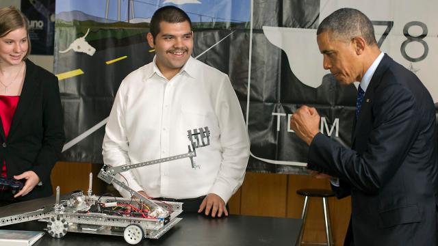 The 5 Best Times Obama Met With Robots