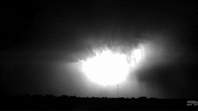 A Lightning Storm Captured In Slow Motion Is Like An Electric Ballet