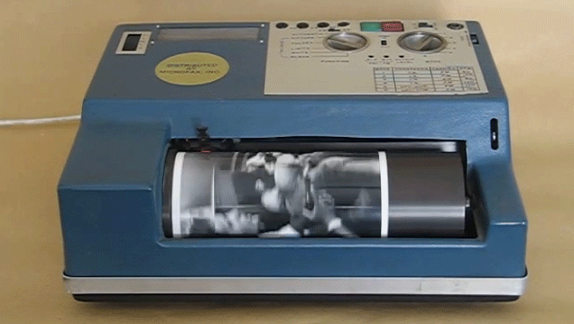 Before The Internet, This Archaic Machine Is How Photos Were Transmitted