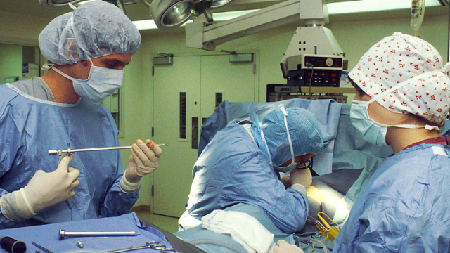 Music In The Operating Room Could Improve Surgery