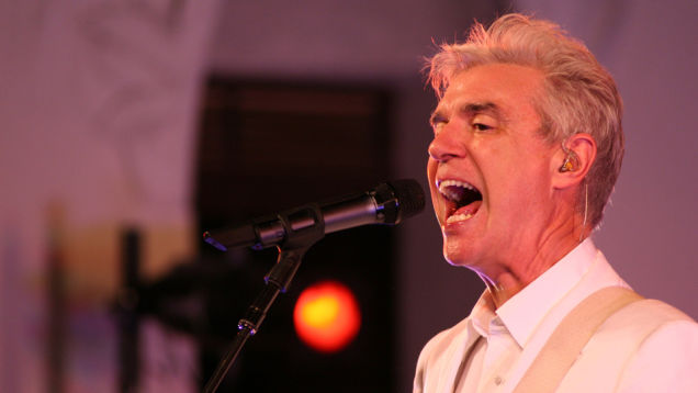 David Byrne Implores Record Labels To Stop Being Shitty About Streaming 