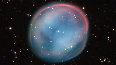 Look At This Gorgeous Ghost Of A Dying Star