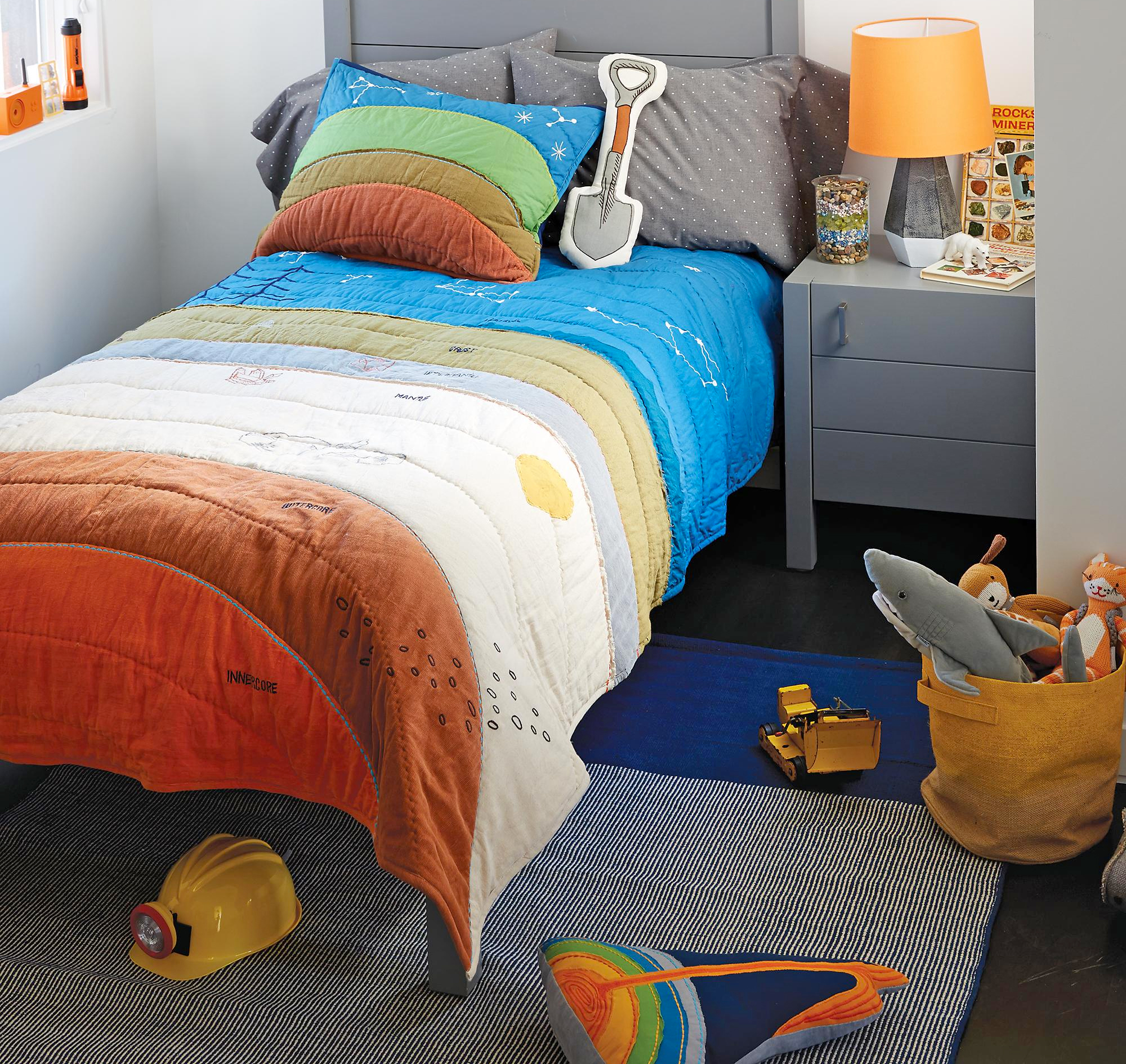 Your Kid Will Secretly Learn About Geology With This Colourful Bedding