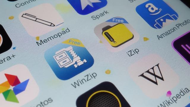 How To Open Zip Files On iOS And Android