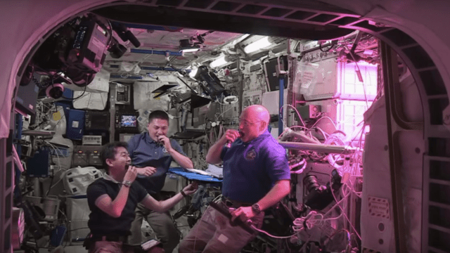 ISS Astronauts Grew Space Lettuce, And Then Ate It