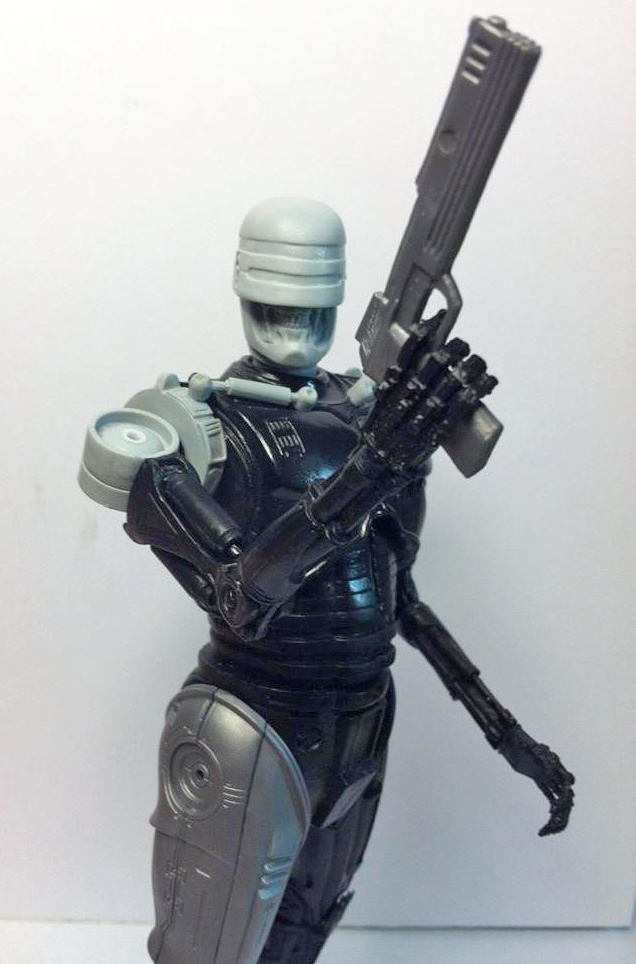 This RoboCop + Terminator Mashup Figure Needs To Exist