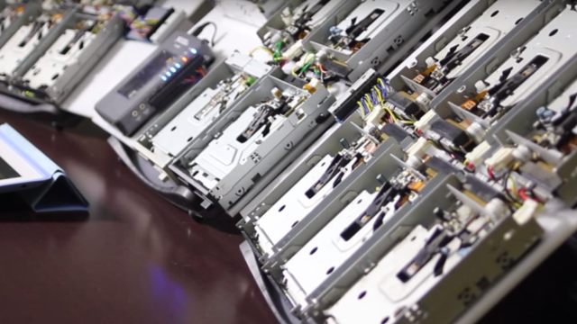DJ Your Way Back To The ’80s With This Floppy Drive Orchestra