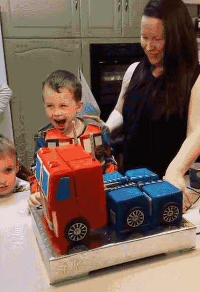This Transforming Optimus Prime Birthday Cake Is Just Amazing