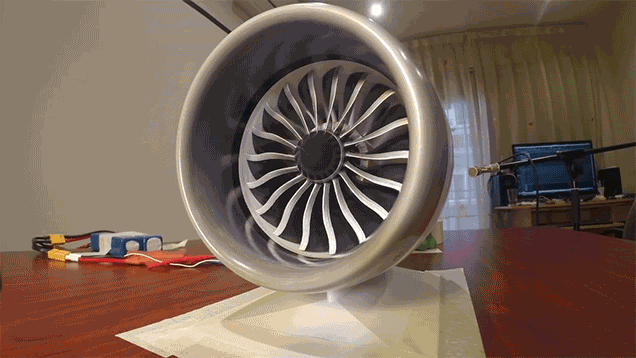 This 3D-Printed Working Model Of A 787’s Jet Engine Has Impressive Thrust