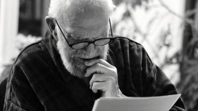 RIP Oliver Sacks: 7 Must-Read Works About Our Beautiful Brains