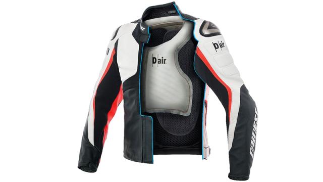 The First Self-Contained Airbag Jacket Detects Crashes All On Its Own