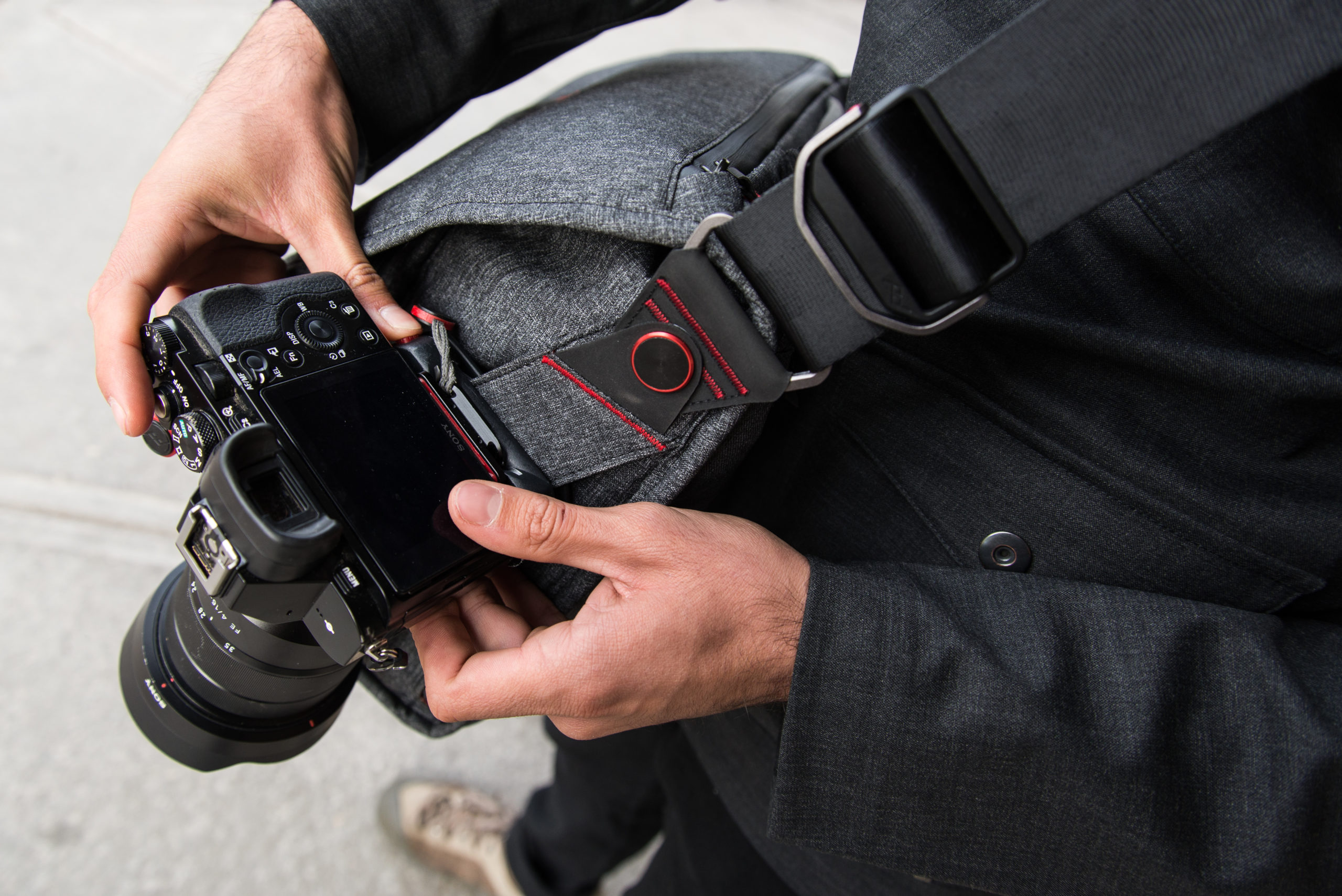 Peak Design Everyday Messenger Review: The Perfect Camera Bag?