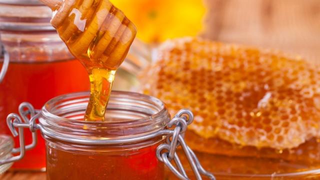 Why Some Honey Tastes Like Cat Pee
