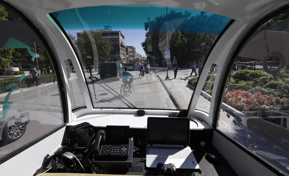 5 Cities With Driverless Public Buses On The Streets Right Now