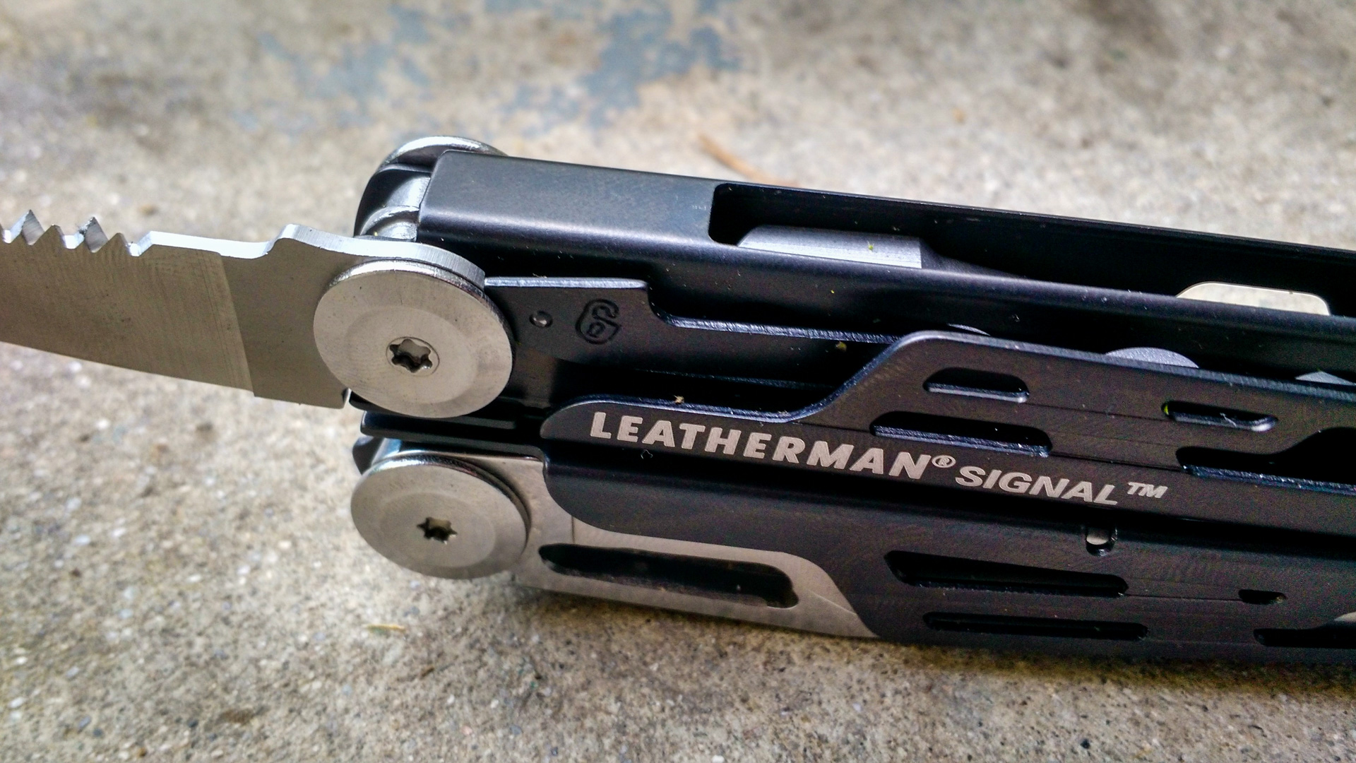Leatherman Signal Review: Can This Multitool Survive?