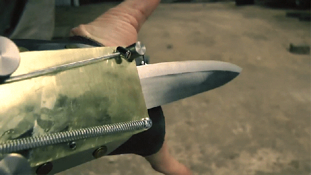 This Real Life Version Of The Hidden Blade And Rope Launcher In Assassins’ Creed is Awesome