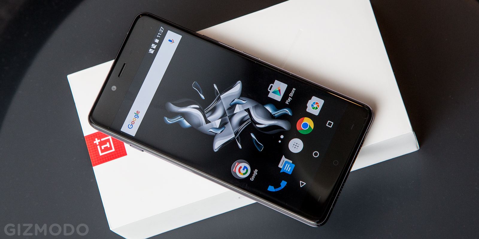 OnePlus X Is A $250 Phone That’s Shockingly Good Looking