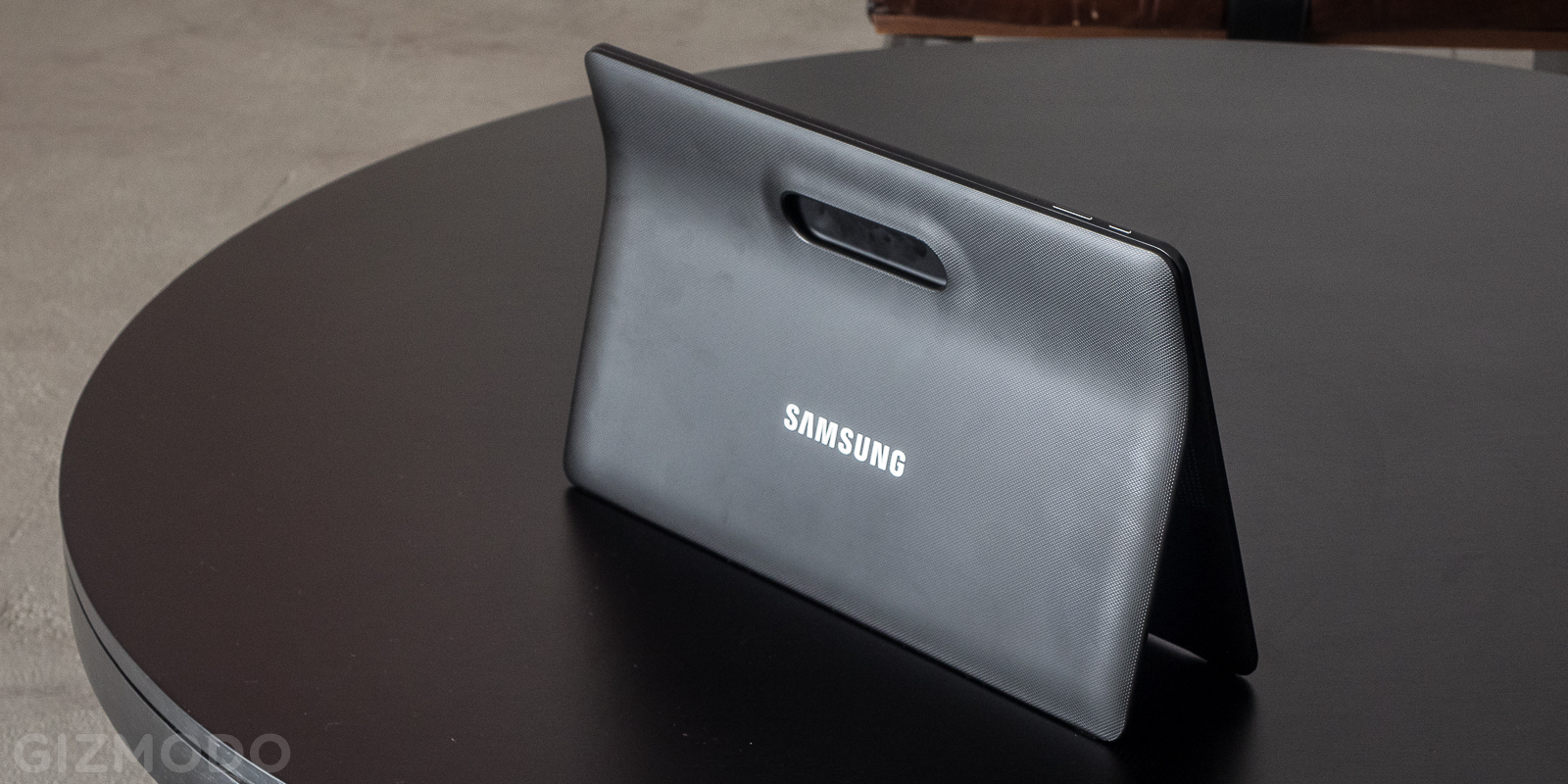 Samsung’s Galaxy View: Take-Anywhere TV You Never Knew You Wanted