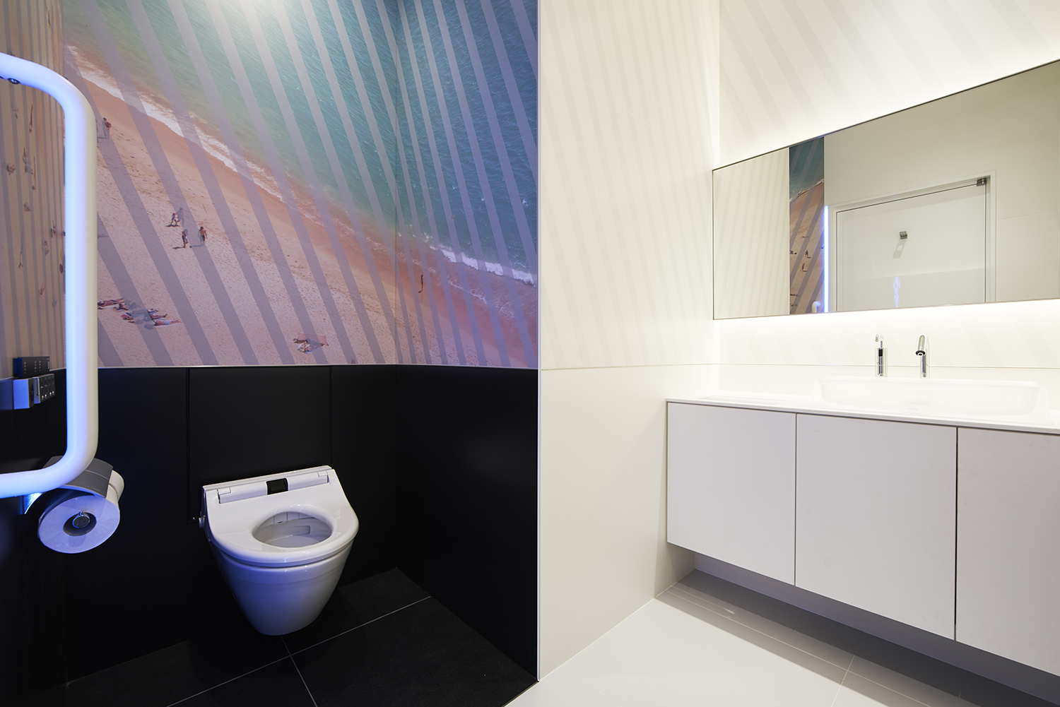 This Airport Gallery Shows Off Japan’s Freakin’ Fantastic Hi-Tech Toilets