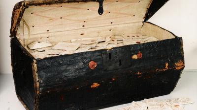 This Rediscovered Leather Trunk Contains Thousands Of Letters From The 17th Century