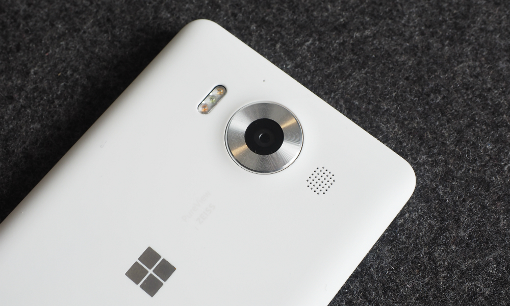 Microsoft’s Lumia 950 Smartphone: The Gizmodo Review