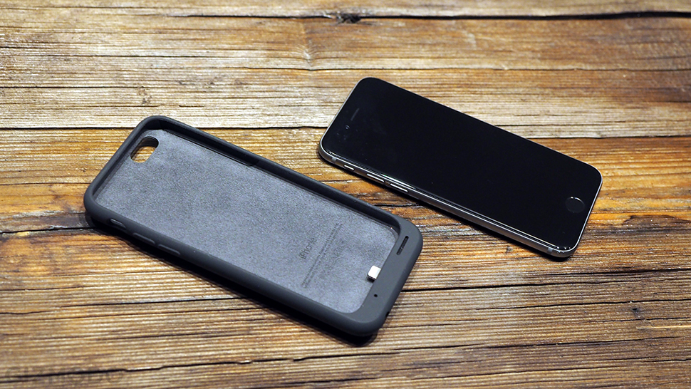 iPhone Smart Battery Case Review: I Can’t Believe I Don’t Hate It