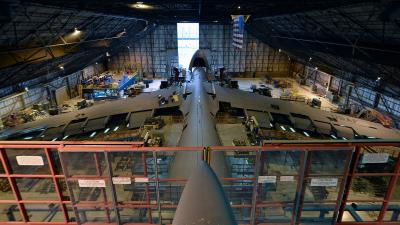 This Is How The Largest US Military Aeroplane Gets Stripped Down